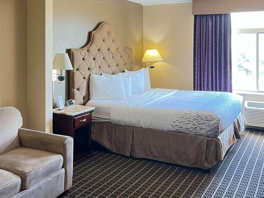 Comfort Inn & Suites Madison East - Monona Номер фото