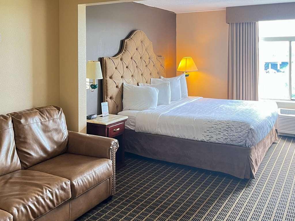 Comfort Inn & Suites Madison East - Monona Номер фото