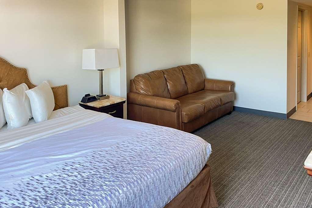 Comfort Inn & Suites Madison East - Monona Номер фото
