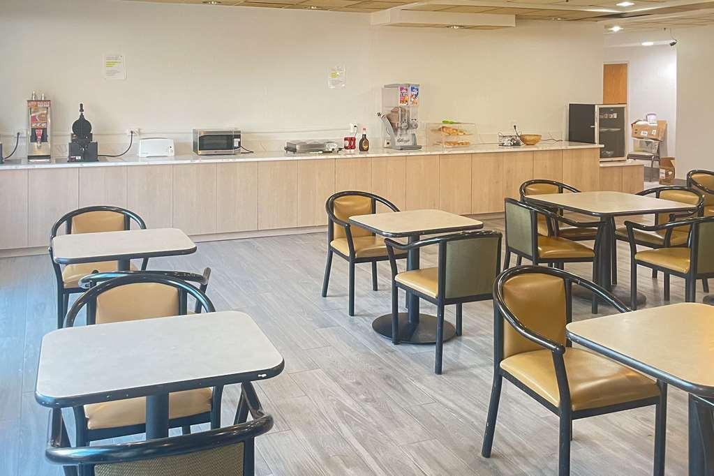 Comfort Inn & Suites Madison East - Monona Ресторан фото