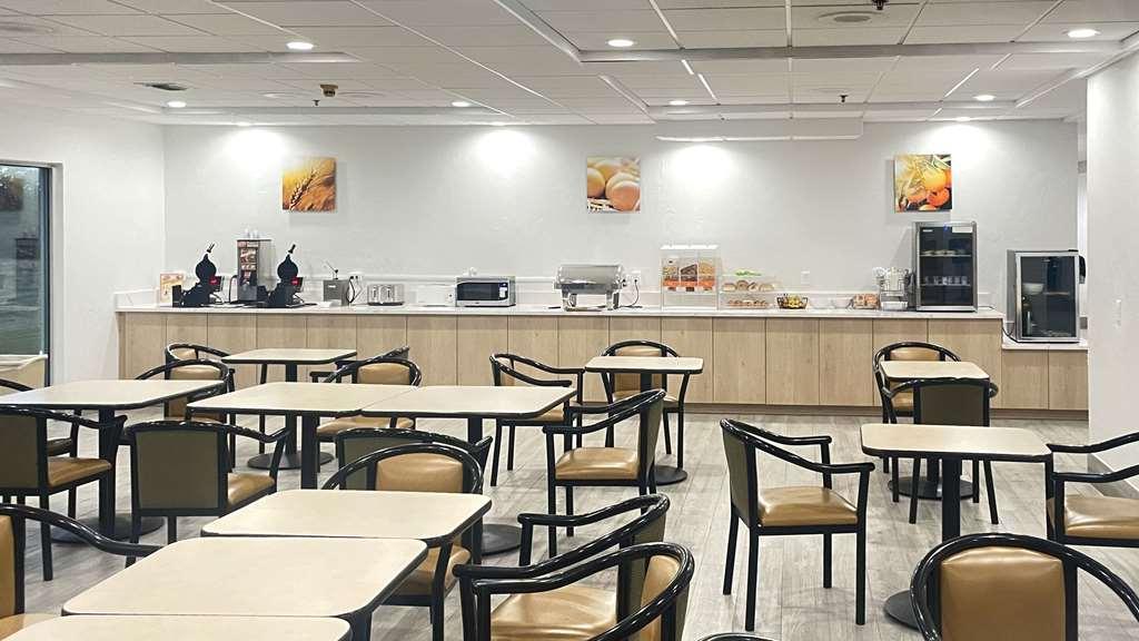 Comfort Inn & Suites Madison East - Monona Ресторан фото